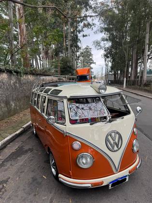 VOLKSWAGEN KOMBI 1.5 LUXO 8V GASOLINA 3P MANUAL